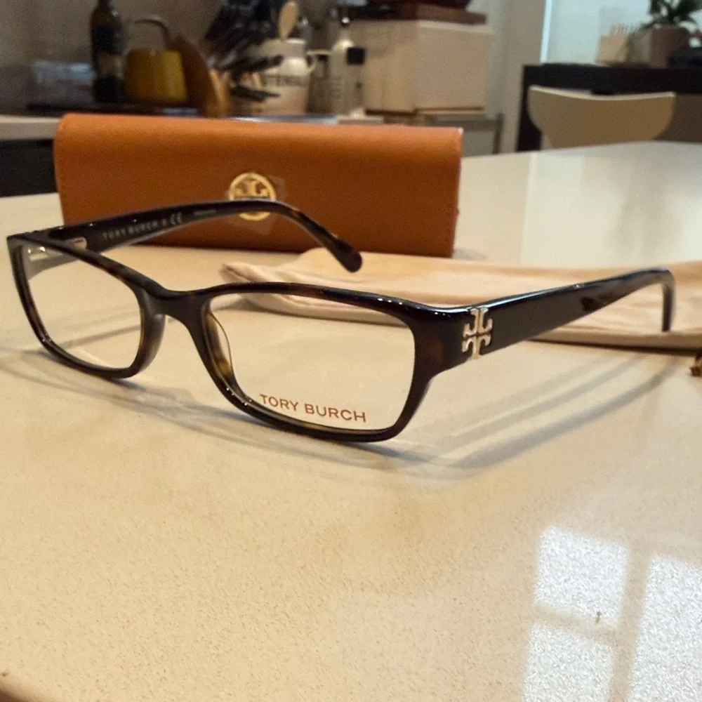 🆕 Tory Burch Eyeglasses, Dark Tortoise, Demo Lens, Brown with Monogram